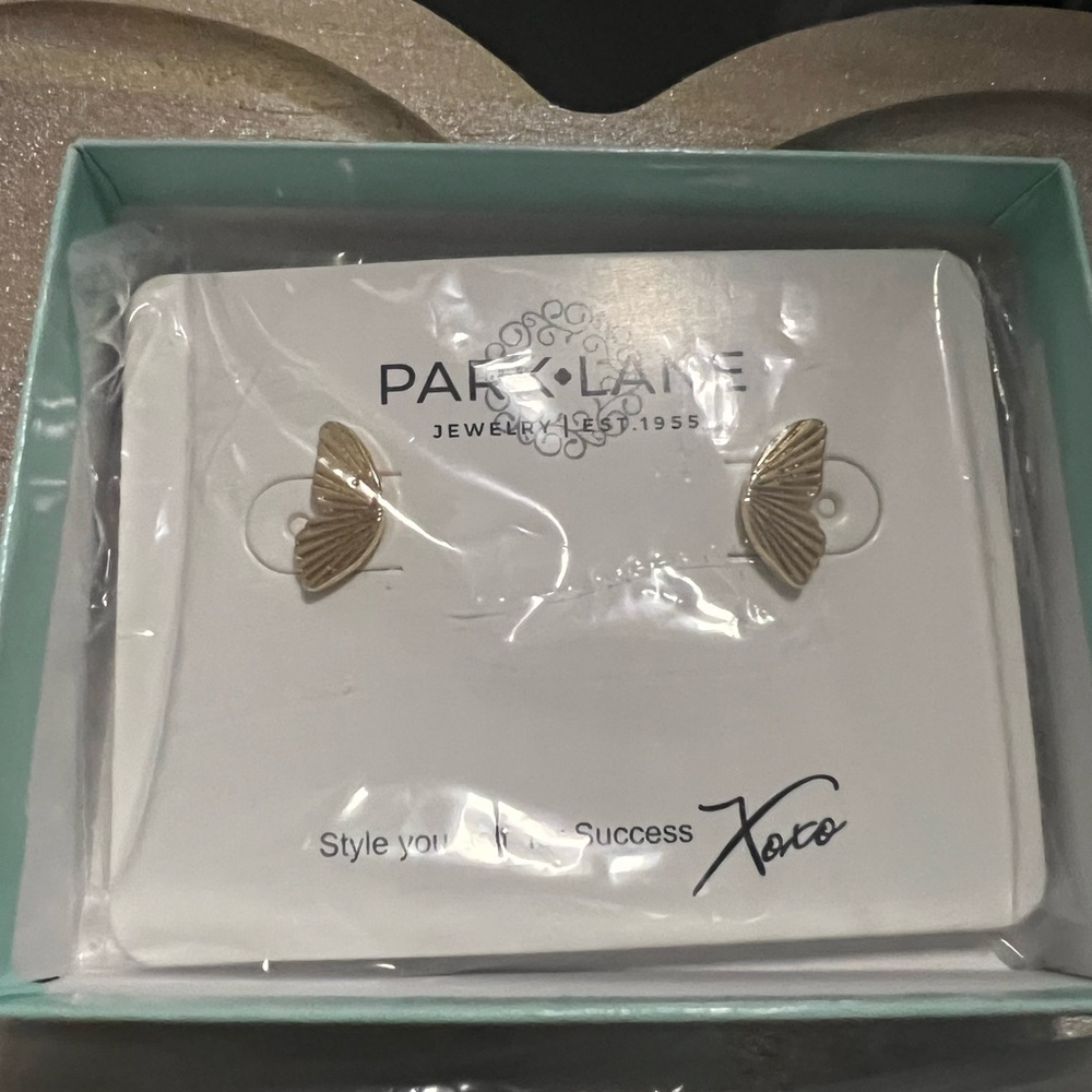 Park Lane Wings Earrings